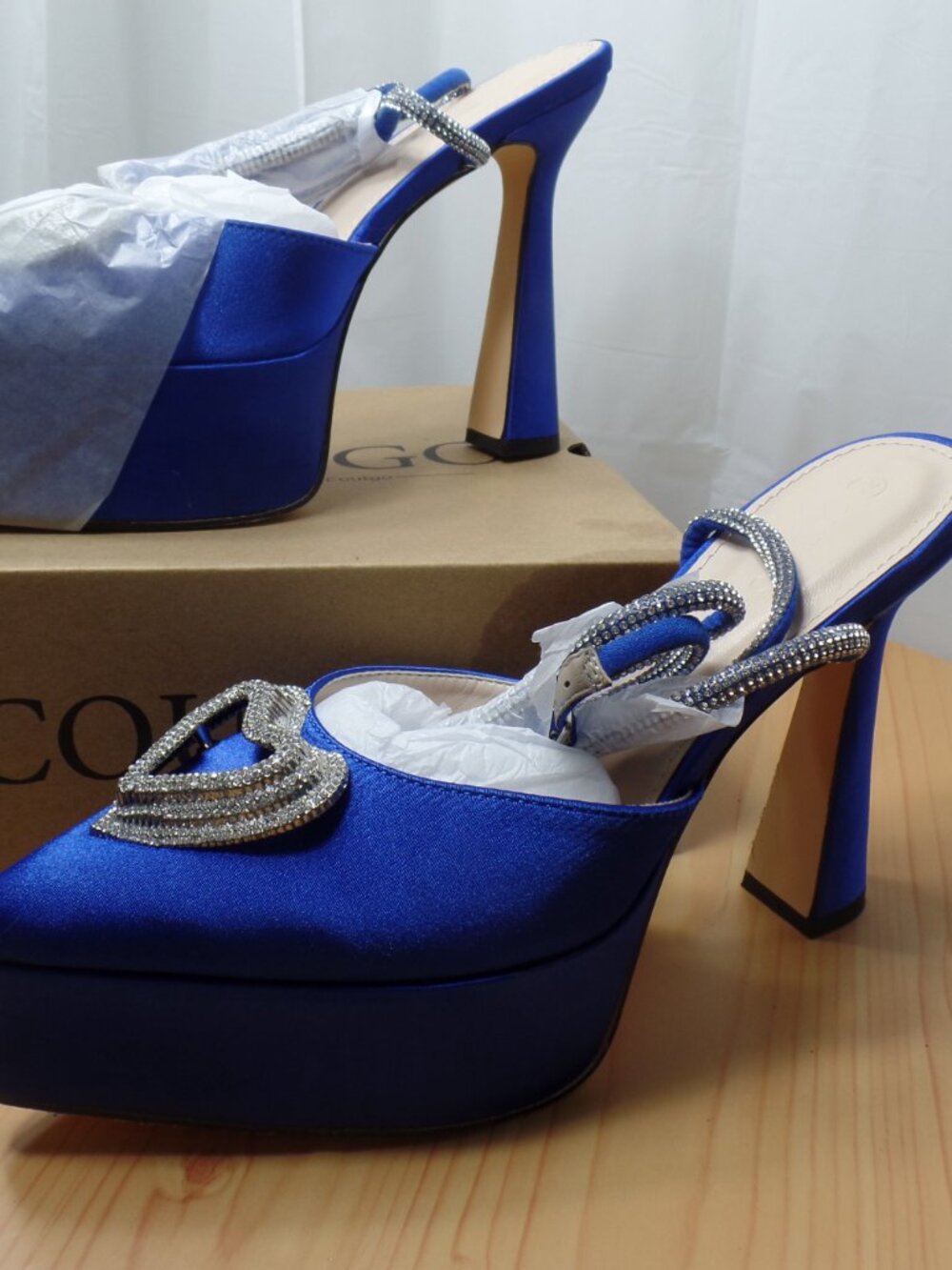 Coutgo Women' High Chunky Platform Shoes with Rhinestones  & Heart SZ 8.5